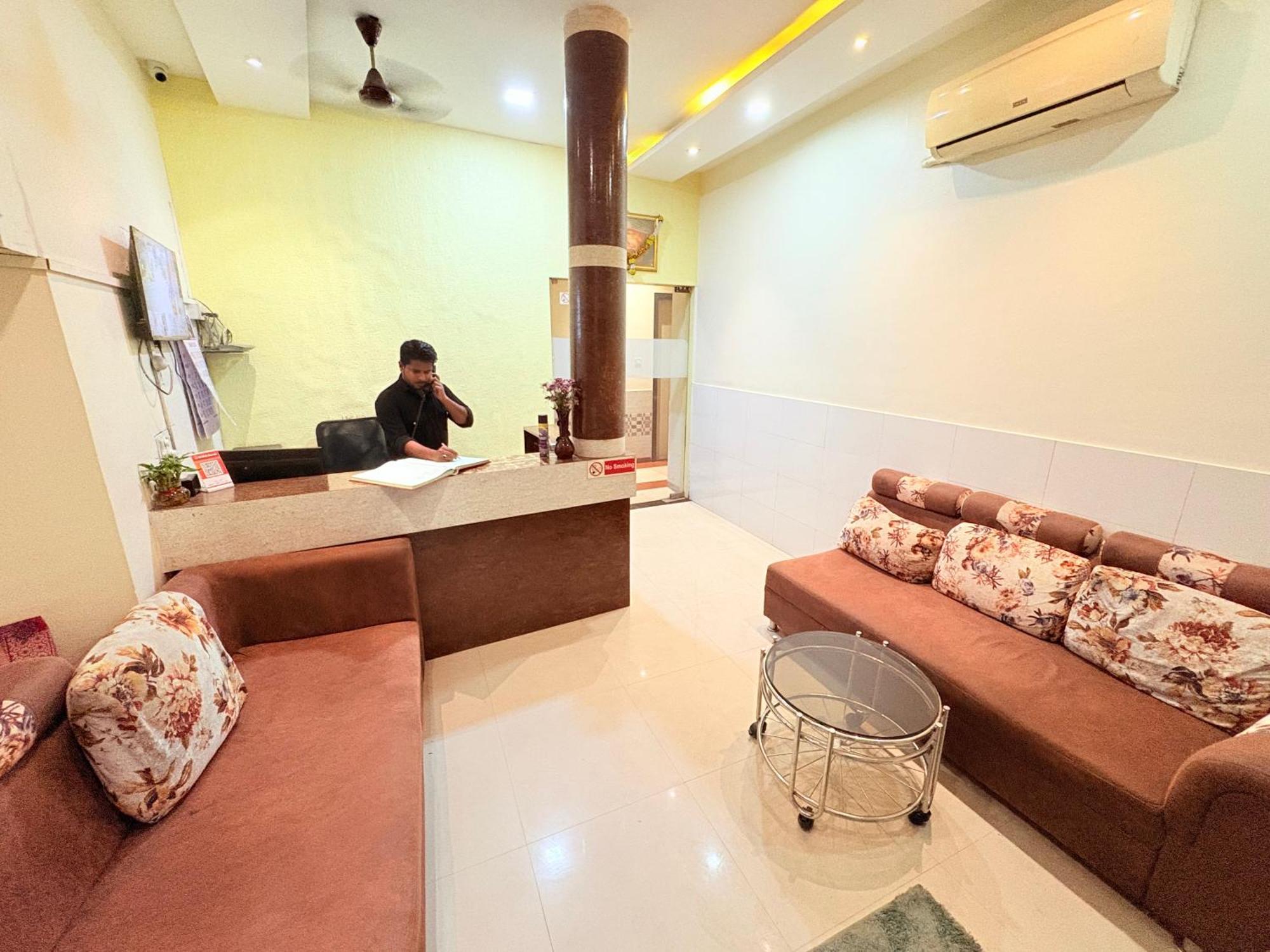 Fabhotel Kailash Park Hotel