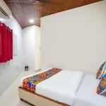 Fabhotel Kailash Park