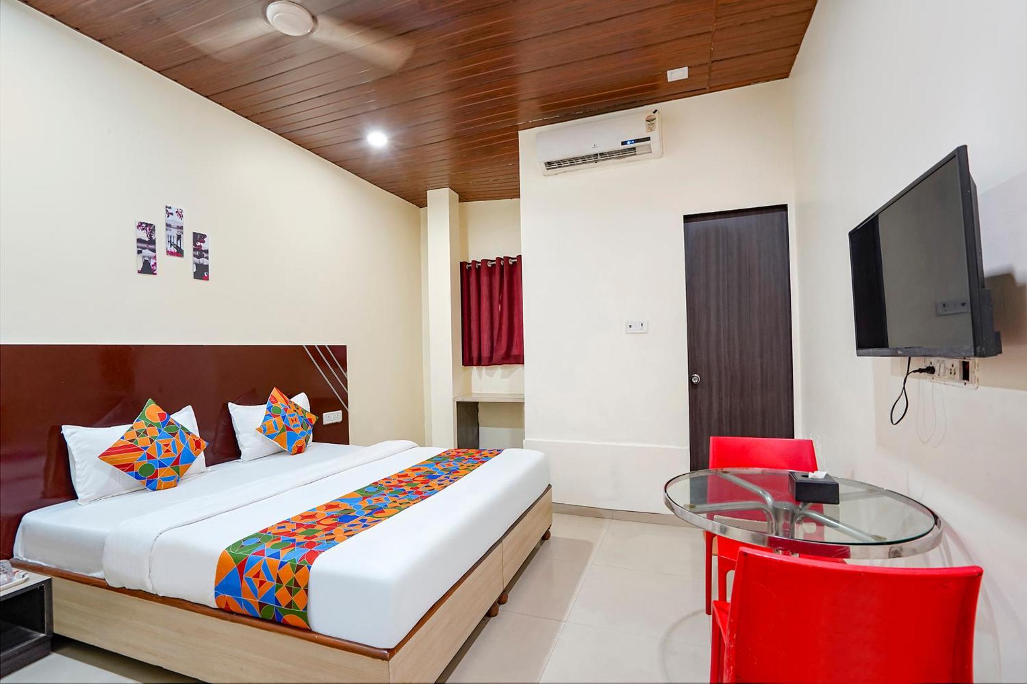 Fabhotel Kailash Park 2* Bombay